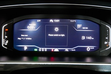 https://vehicle-cdn.autoleague.cloud/30640_U111037_9.jpg