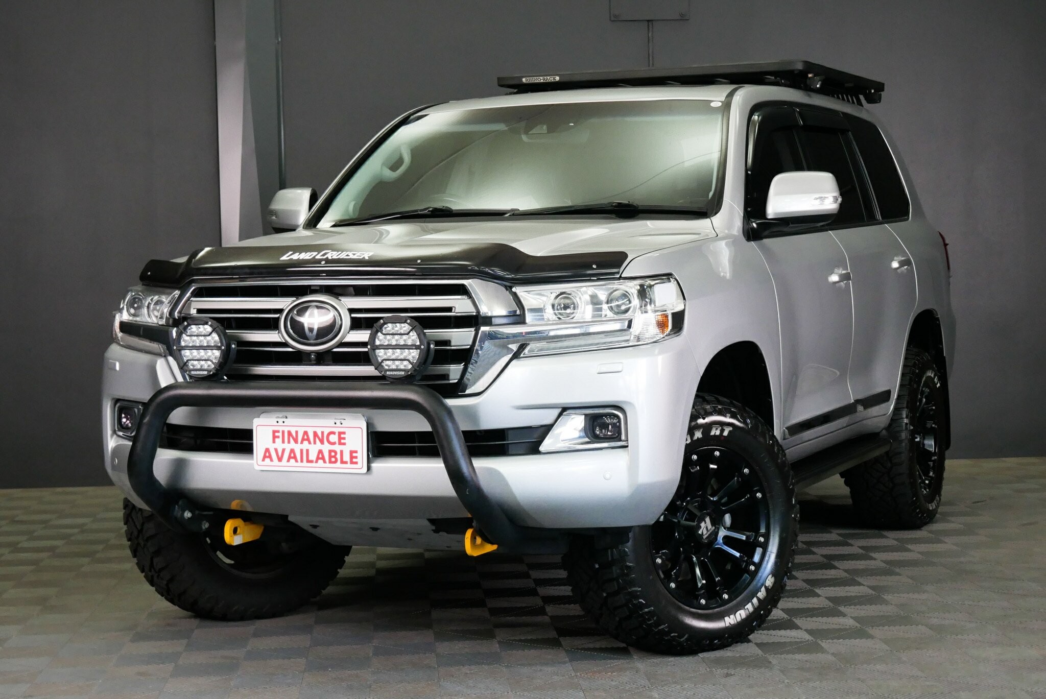 Toyota Landcruiser image 3