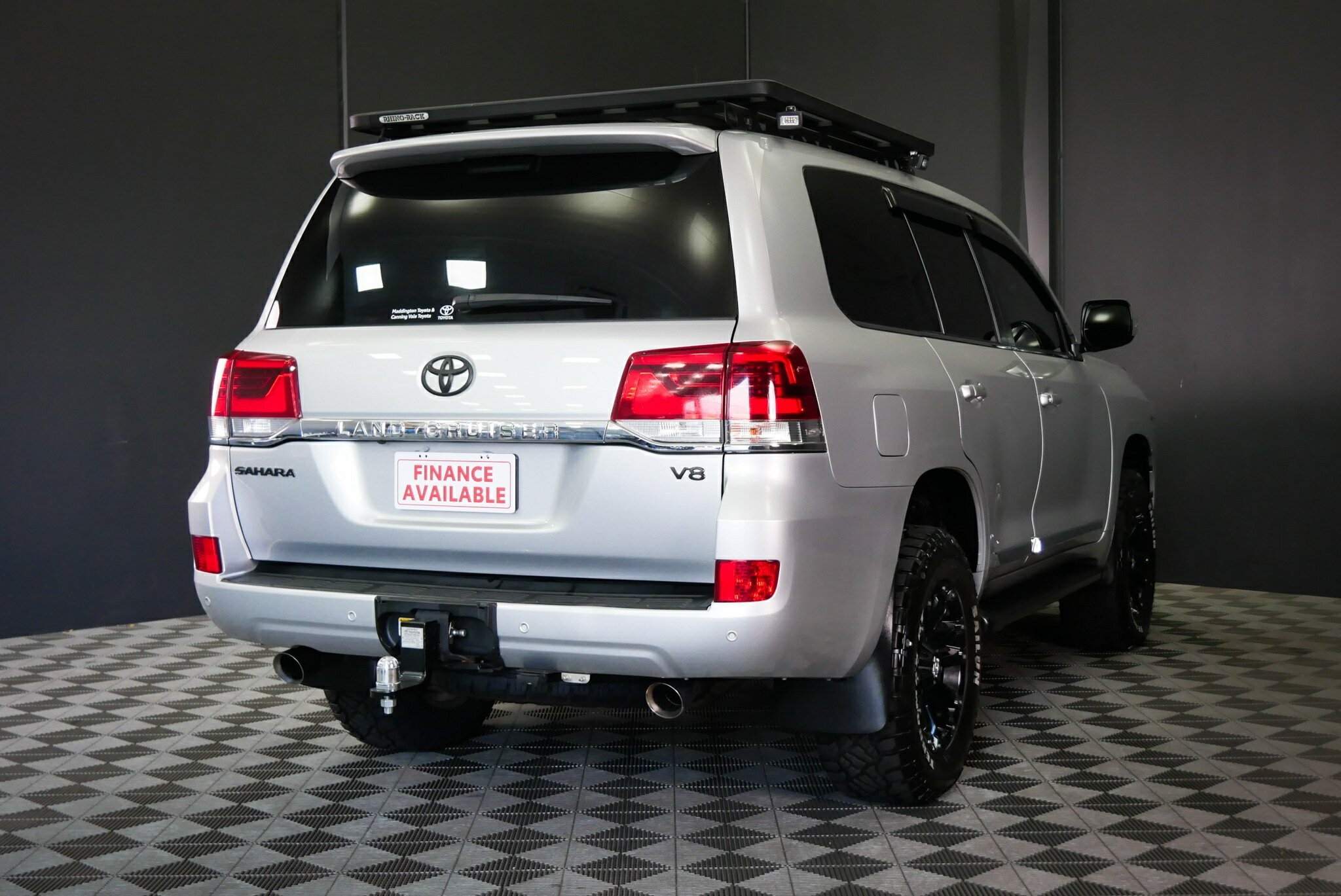 Toyota Landcruiser image 4