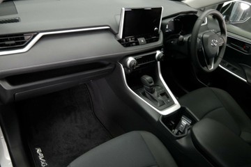 https://vehicle-cdn.autoleague.cloud/30640_U111059_17.jpg