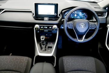 https://vehicle-cdn.autoleague.cloud/30640_U111061_9.jpg