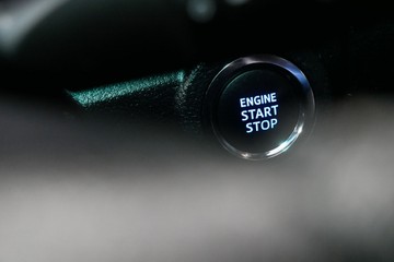https://vehicle-cdn.autoleague.cloud/30640_U111083_18.jpg