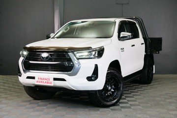 https://vehicle-cdn.autoleague.cloud/30640_U111083_3.jpg