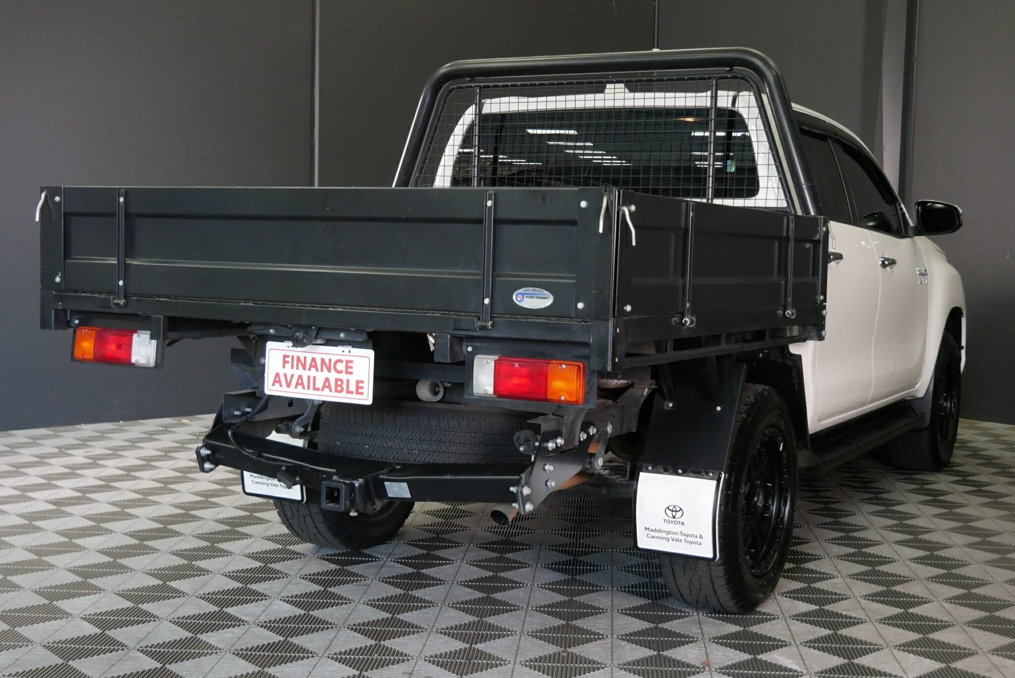 Toyota Hilux image 4