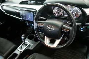 https://vehicle-cdn.autoleague.cloud/30640_U111083_9.jpg