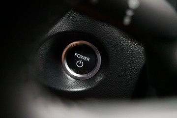 https://vehicle-cdn.autoleague.cloud/30640_U111087_19.jpg