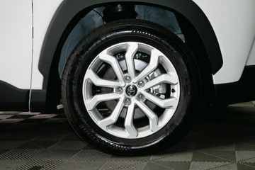 https://vehicle-cdn.autoleague.cloud/30640_U111087_7.jpg