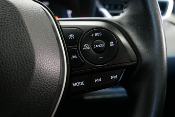 https://vehicle-cdn.autoleague.cloud/30640_U111097_14.jpg