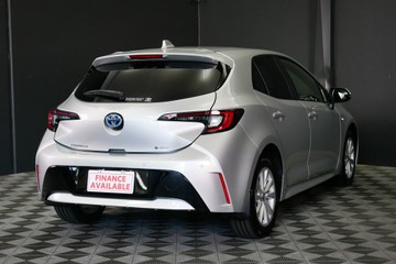 https://vehicle-cdn.autoleague.cloud/30640_U111097_4.jpg