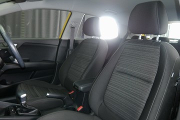 https://vehicle-cdn.autoleague.cloud/30640_U111109_18.jpg
