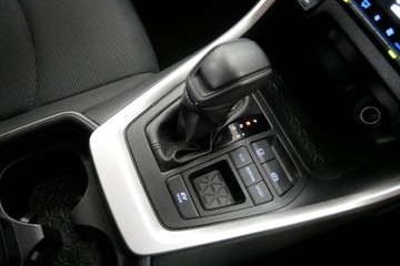 https://vehicle-cdn.autoleague.cloud/30640_U111113_17.jpg