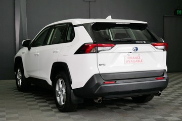 https://vehicle-cdn.autoleague.cloud/30640_U111113_6.jpg