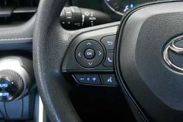 https://vehicle-cdn.autoleague.cloud/30640_U111130_10.jpg