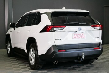 https://vehicle-cdn.autoleague.cloud/30640_U111130_6.jpg