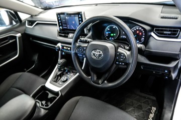 https://vehicle-cdn.autoleague.cloud/30640_U111130_8.jpg