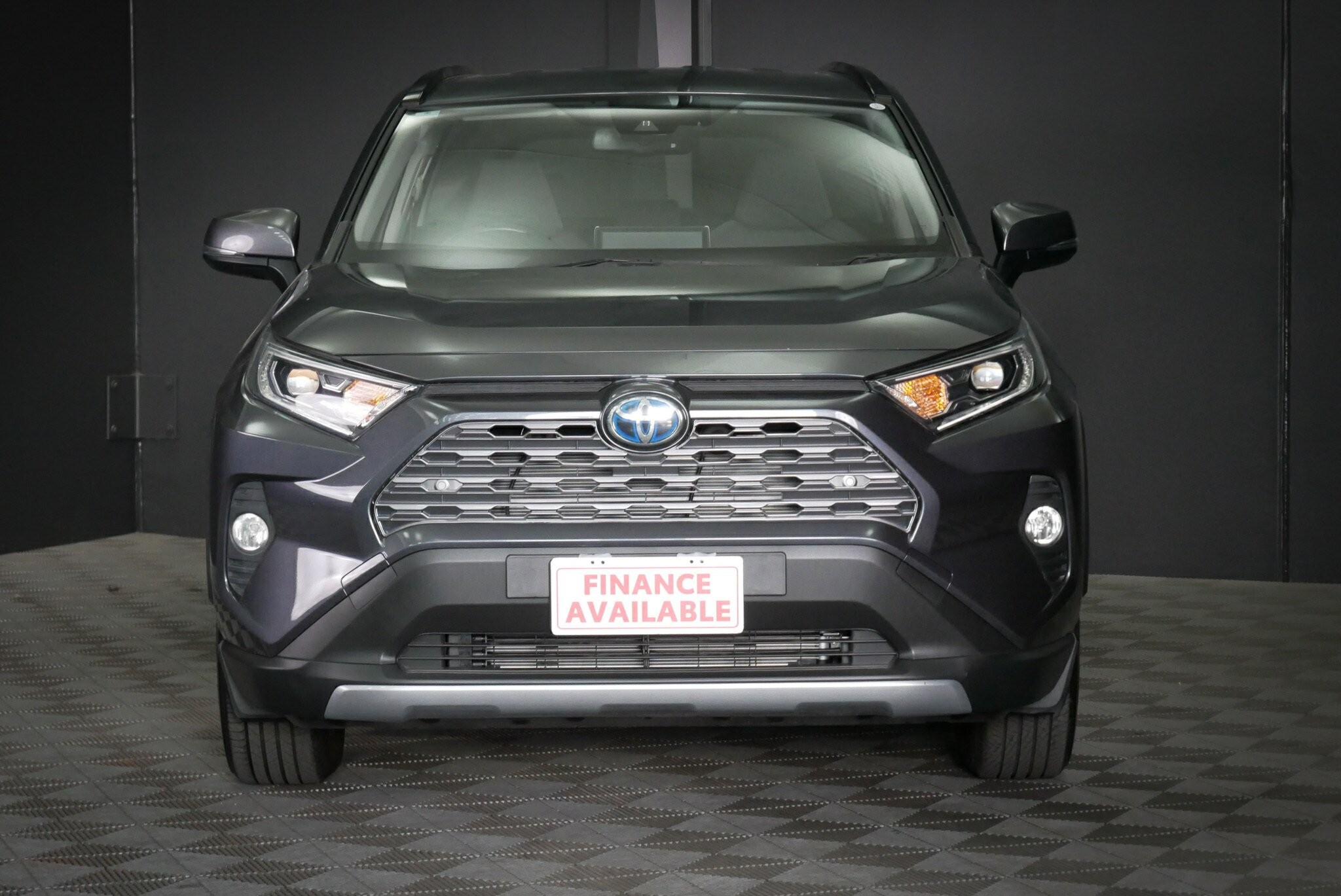 Toyota Rav4 image 2