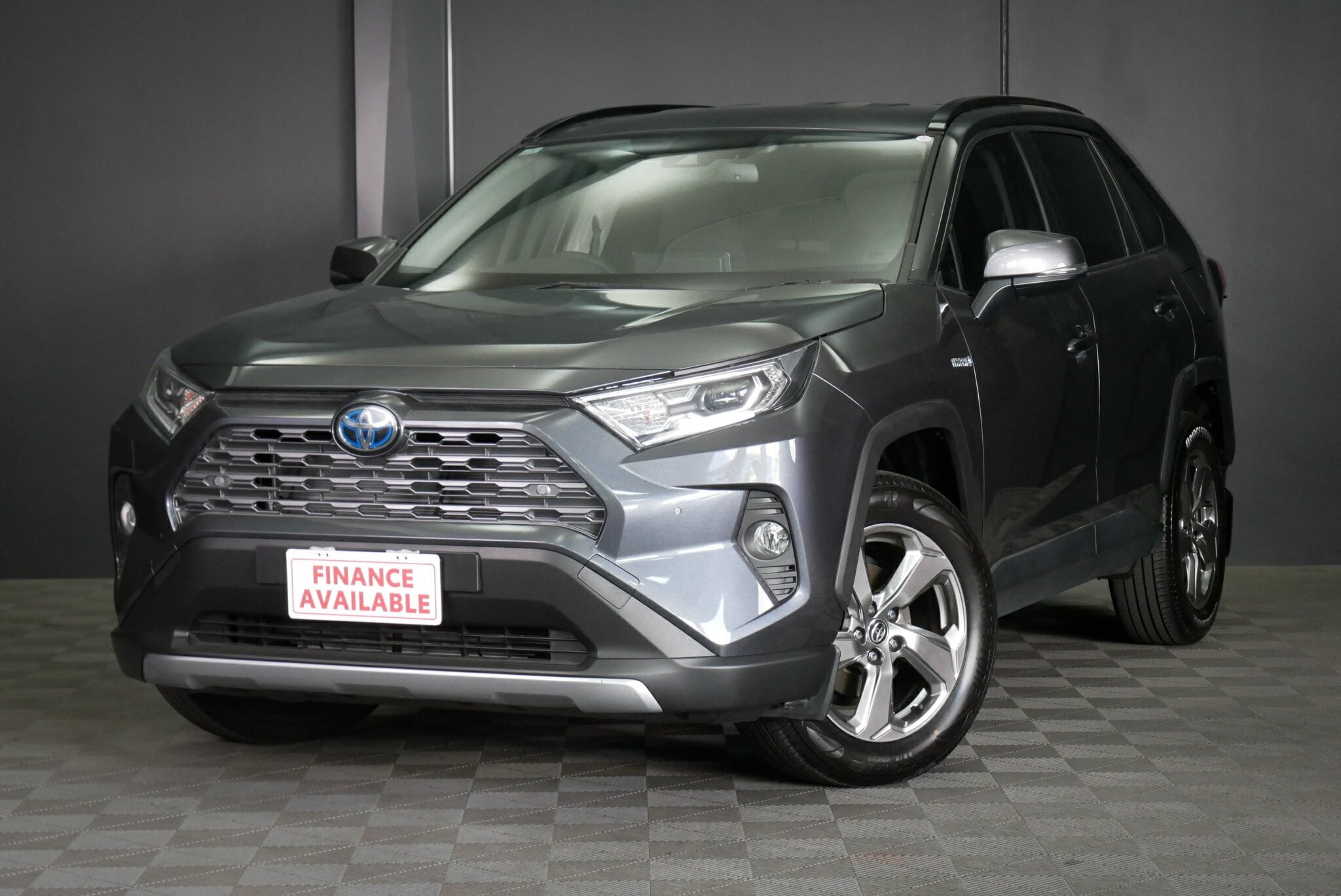 Toyota Rav4 image 3