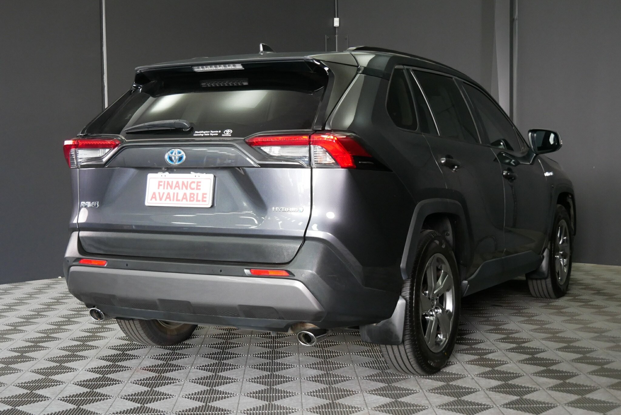 Toyota Rav4 image 4