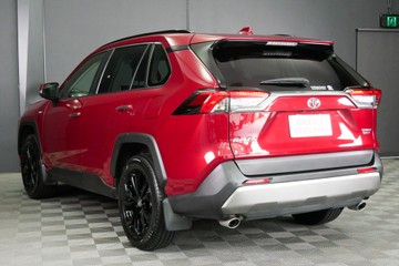 https://vehicle-cdn.autoleague.cloud/30640_U111135_6.jpg