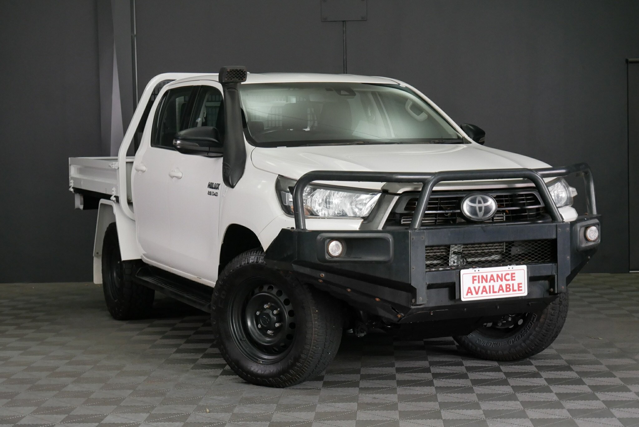 Toyota Hilux image 1