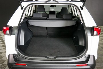 https://vehicle-cdn.autoleague.cloud/30640_U111161_7.jpg
