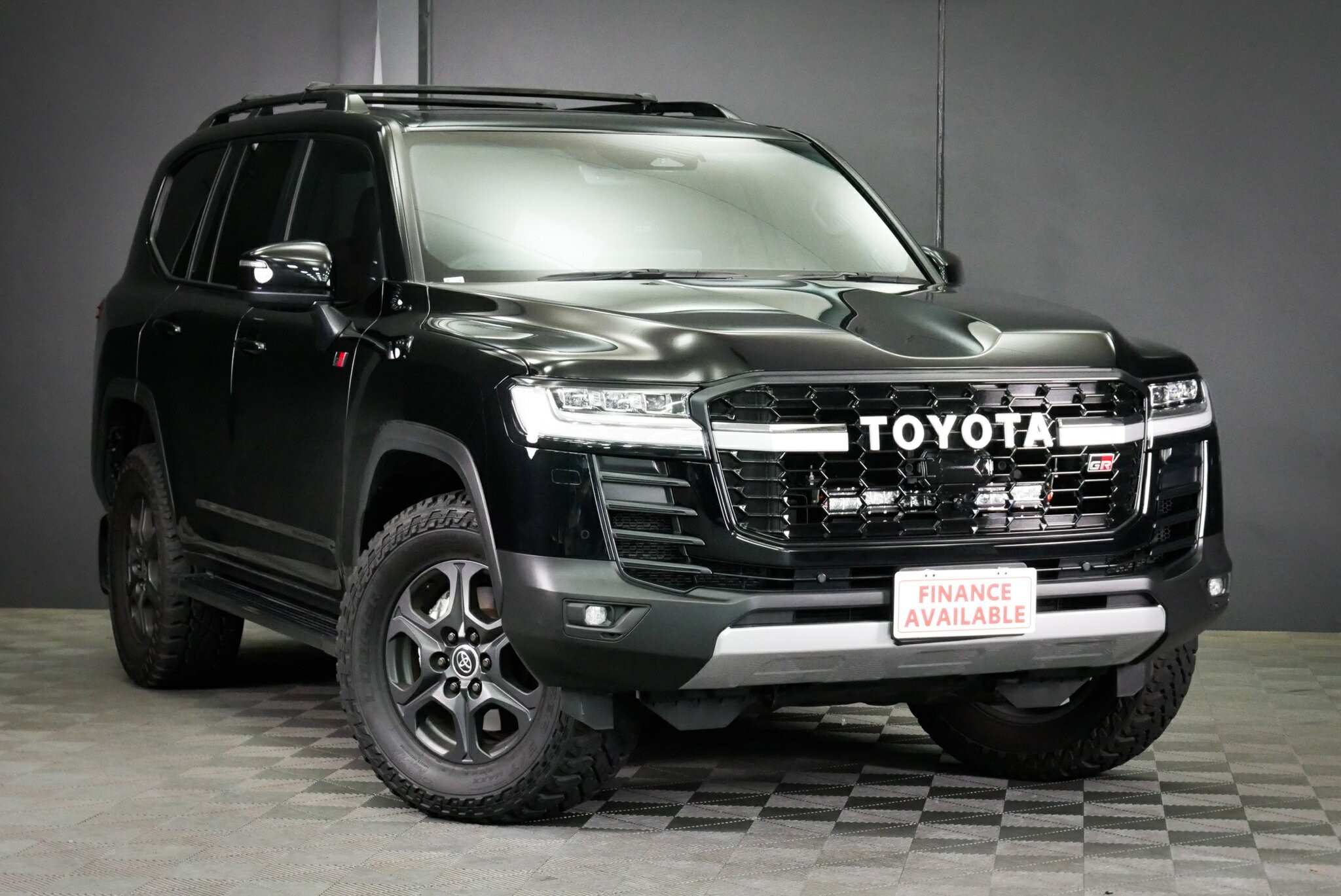 Toyota Landcruiser image 1