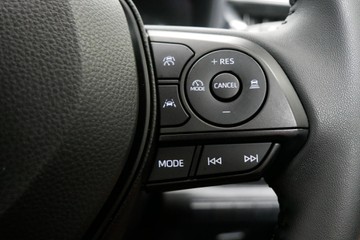 https://vehicle-cdn.autoleague.cloud/30640_U111166_17.jpg
