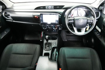 https://vehicle-cdn.autoleague.cloud/30640_U111180_10.jpg