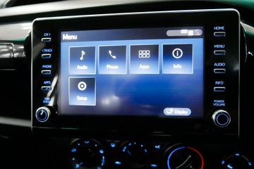 https://vehicle-cdn.autoleague.cloud/30640_U111180_11.jpg