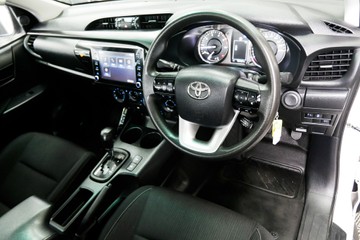 https://vehicle-cdn.autoleague.cloud/30640_U111180_9.jpg