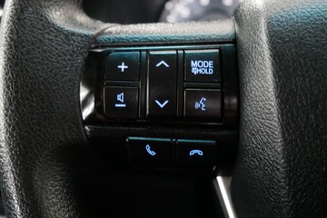 https://vehicle-cdn.autoleague.cloud/30640_U111183_14.jpg