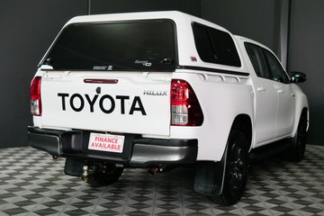 https://vehicle-cdn.autoleague.cloud/30640_U111183_4.jpg