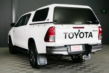 https://vehicle-cdn.autoleague.cloud/30640_U111183_6.jpg