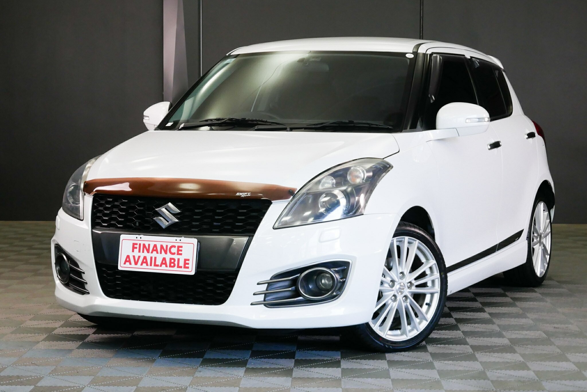 Suzuki Swift image 3