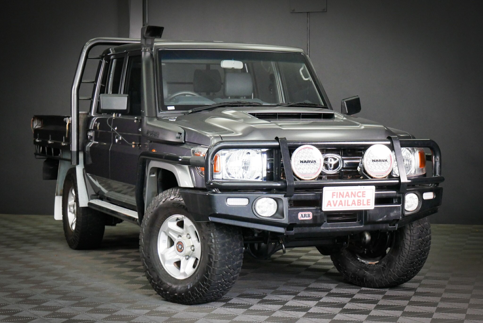 Toyota Landcruiser image 1