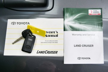 https://vehicle-cdn.autoleague.cloud/30640_U111192_24.jpg