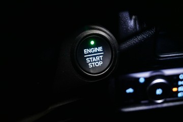 https://vehicle-cdn.autoleague.cloud/30640_U111199_17.jpg