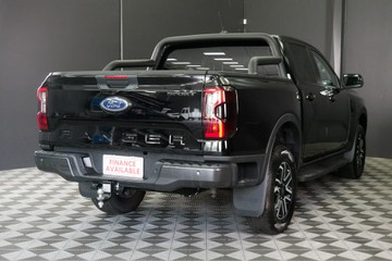 https://vehicle-cdn.autoleague.cloud/30640_U111199_4.jpg