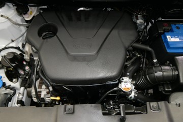 https://vehicle-cdn.autoleague.cloud/30640_U111205_19.jpg