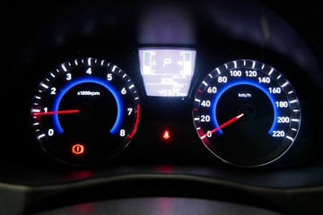 https://vehicle-cdn.autoleague.cloud/30640_U111205_9.jpg