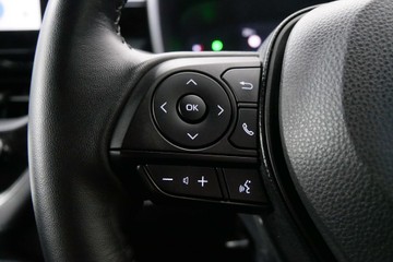 https://vehicle-cdn.autoleague.cloud/30640_U111207_13.jpg