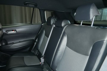 https://vehicle-cdn.autoleague.cloud/30640_U111207_19.jpg