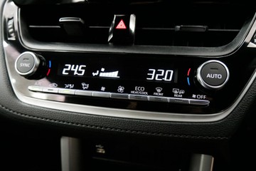 https://vehicle-cdn.autoleague.cloud/30640_U111209_13.jpg