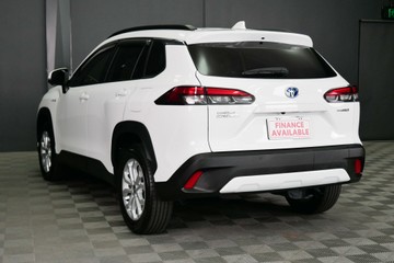 https://vehicle-cdn.autoleague.cloud/30640_U111209_6.jpg