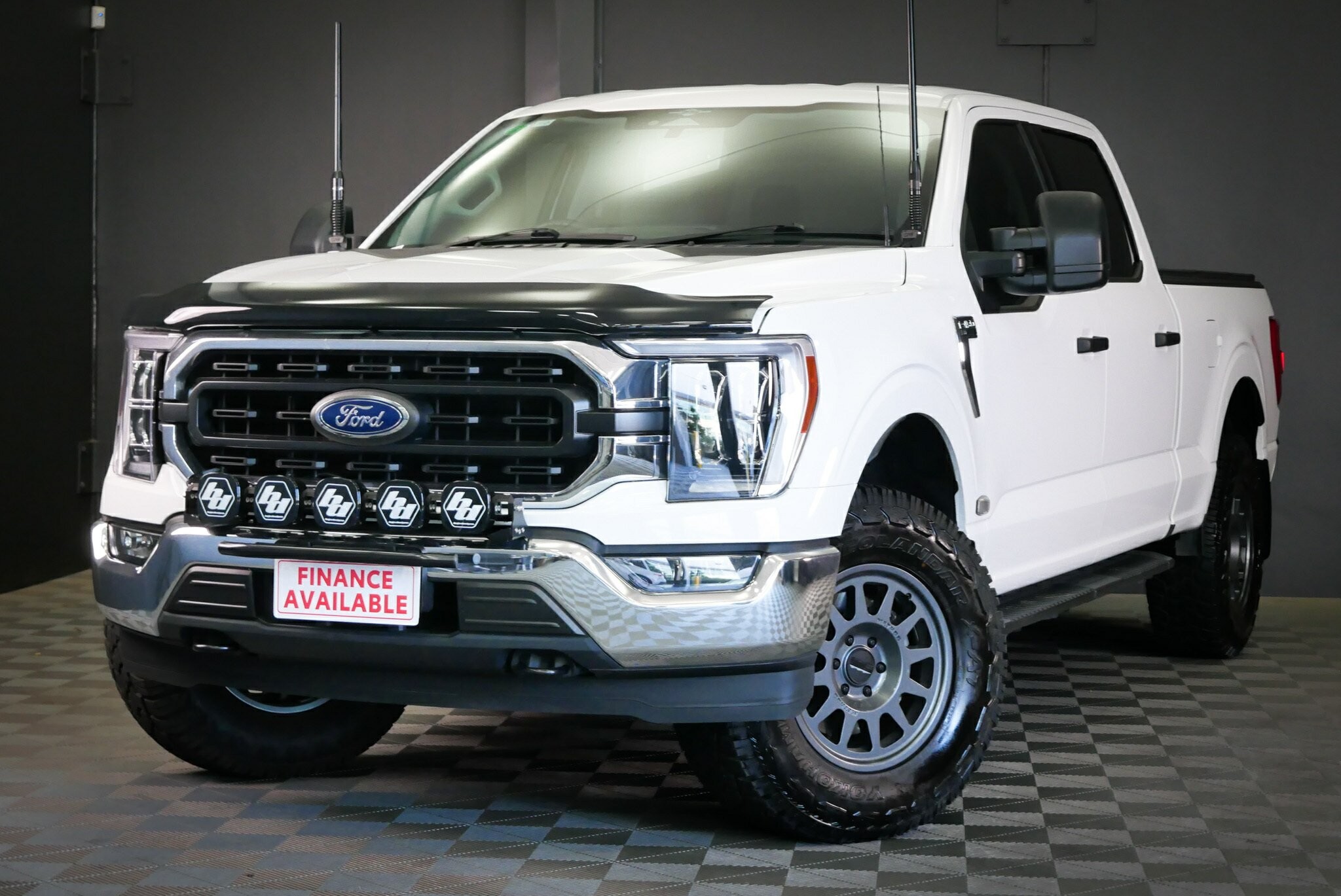 Ford F-150 image 3