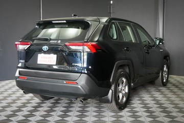 https://vehicle-cdn.autoleague.cloud/30640_U111225_4.jpg