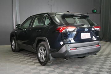 https://vehicle-cdn.autoleague.cloud/30640_U111225_6.jpg