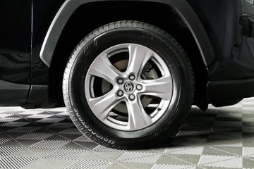 https://vehicle-cdn.autoleague.cloud/30640_U111225_7.jpg
