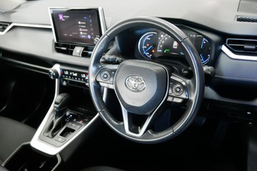 https://vehicle-cdn.autoleague.cloud/30640_U111225_8.jpg