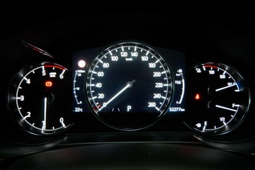 https://vehicle-cdn.autoleague.cloud/30640_U111240_9.jpg